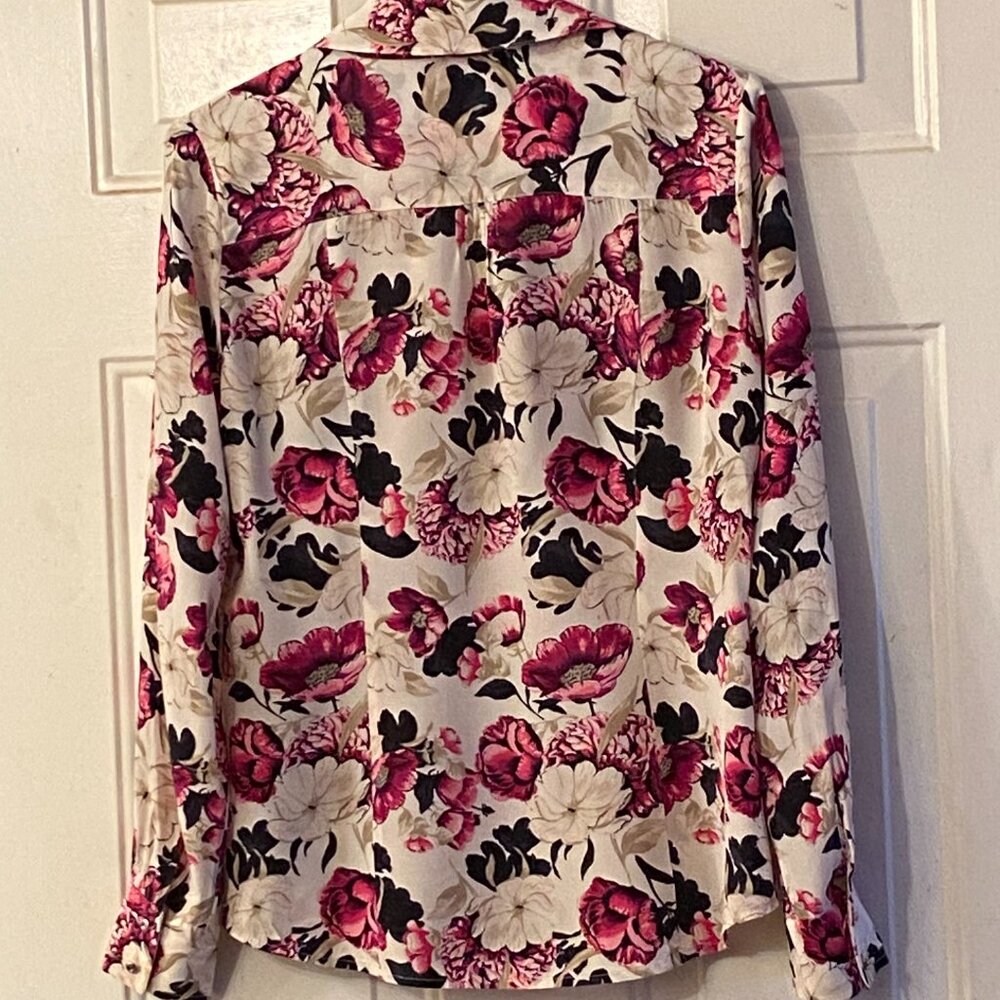 White House Black Market Sz 4 S Silk Blouse Shirt Long Sleeve White/Pink Floral - Picture 7 of 9